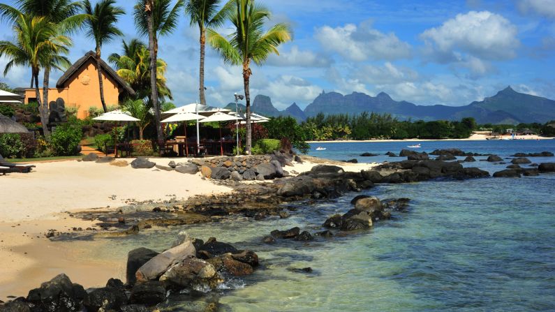 <a target="_top" href="/newspapers?url=http://www.oberoihotels.com/hotels-in-mauritius/" target="_blank" target="_blank">The Oberoi, Mauritius</a> at Pointe Aux Piments sits on the shores of Turtle Bay. Nightly rates for 2015 average about $530 with a drop below $440 in September.