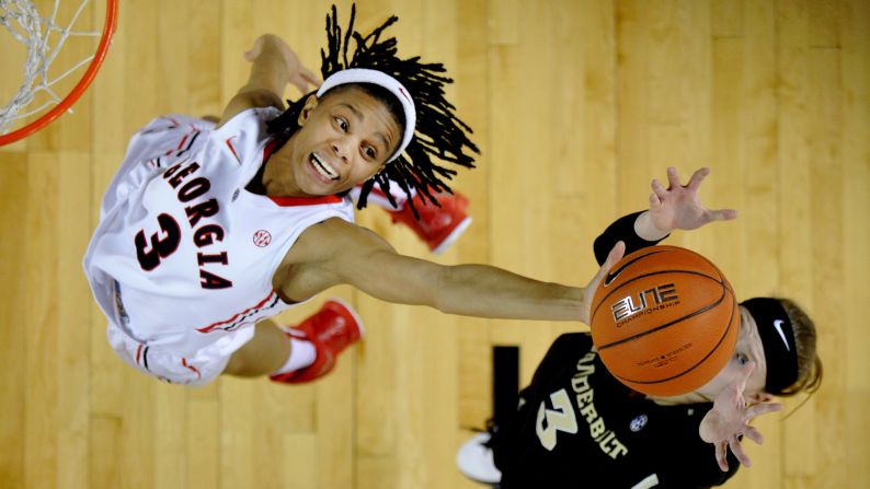 Georgia guard Tiaria Griffin and Vanderbilt guard Rachel Bell compete for a rebound during the second half of a game played Sunday, January 18, in Athens, Georgia. Griffin and the Bulldogs won 64-53, improving their record to 16-3 on the season.