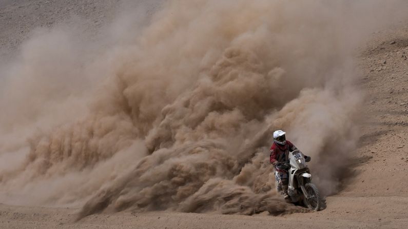 Damien Udry races in the Dakar Rally's ninth stage, which took place between the Chilean cities of Iquique and Calama on Tuesday, January 13.