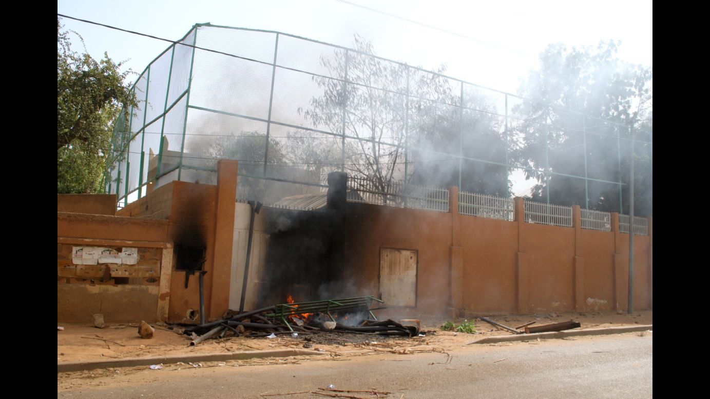 Smoke rises from the Franco-Nigerien Cultural Center in Zinder after it was burned down by protesters on January 16. 