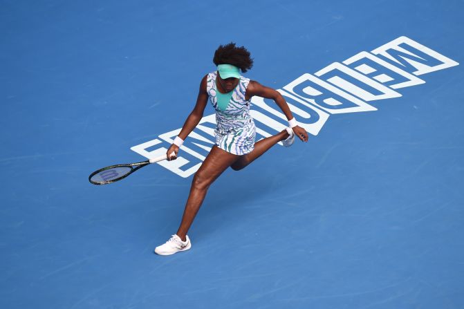 Serena's older sister, Venus, also progressed by overcoming Spain's Maria-Teresa Torro-Flor. Venus is bidding to reach a first grand slam quarterfinal in five years. 