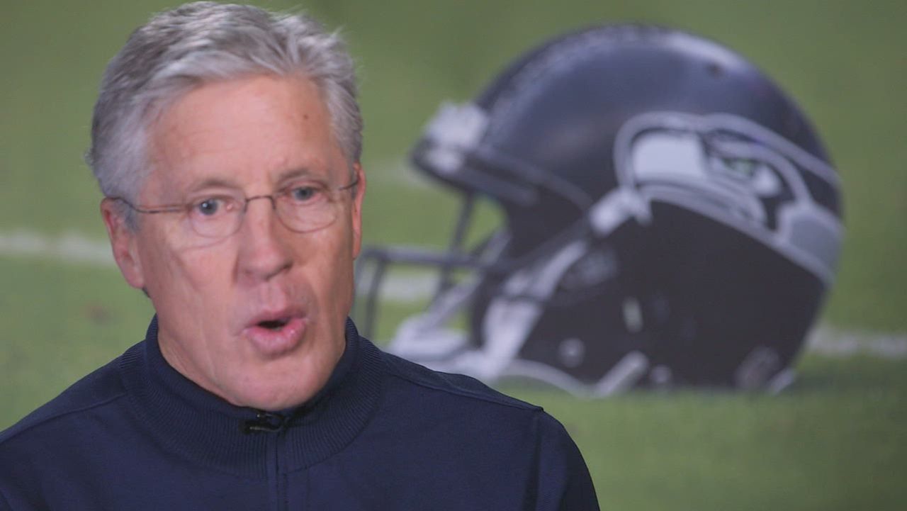 nichols deflate-gate with carroll_00000502.jpg