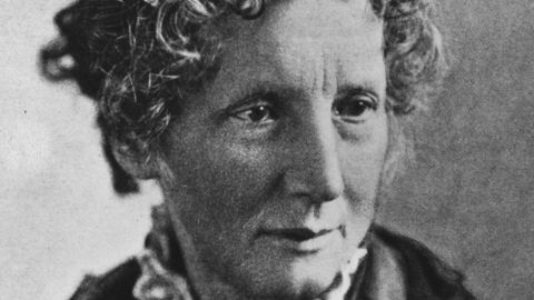 Harriet Beecher Stowe's best-selling novel "Uncle Tom's Cabin" popularized the anti-slavery campaign.