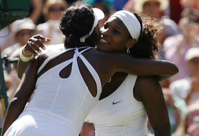 If they both win their quarterfinals, the siblings would meet in a grand slam for the first time since Wimbledon 2009.