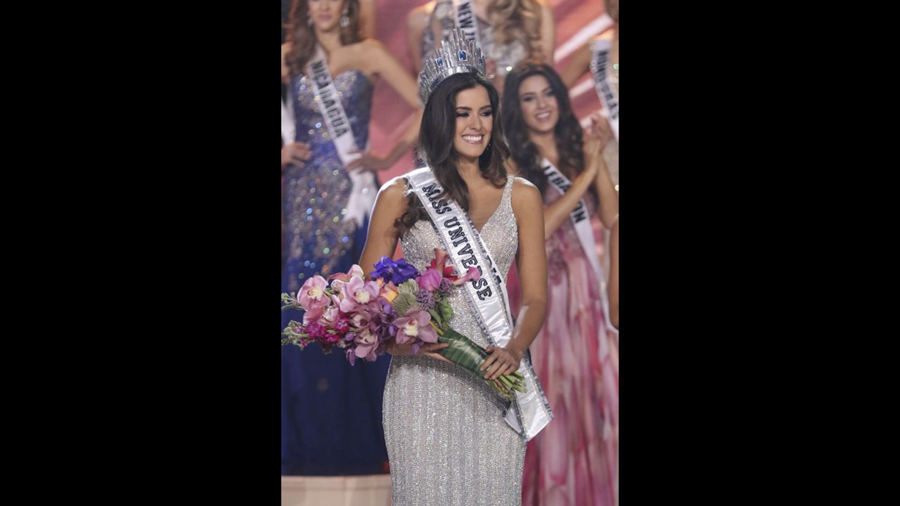 Por segunda vez, una colombiana se corona como Miss Universo. Paulina Vega es estudiante de negocios y tiene 22 años.(Alexander Tamargo/Getty Images)