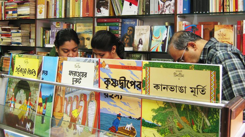Even if can't understand the language, a visit to stores that sell Bengali books is a memorable experience. Ananda (pictured) is the public outlet for Kolkata's premier publisher of Bengali literature. 