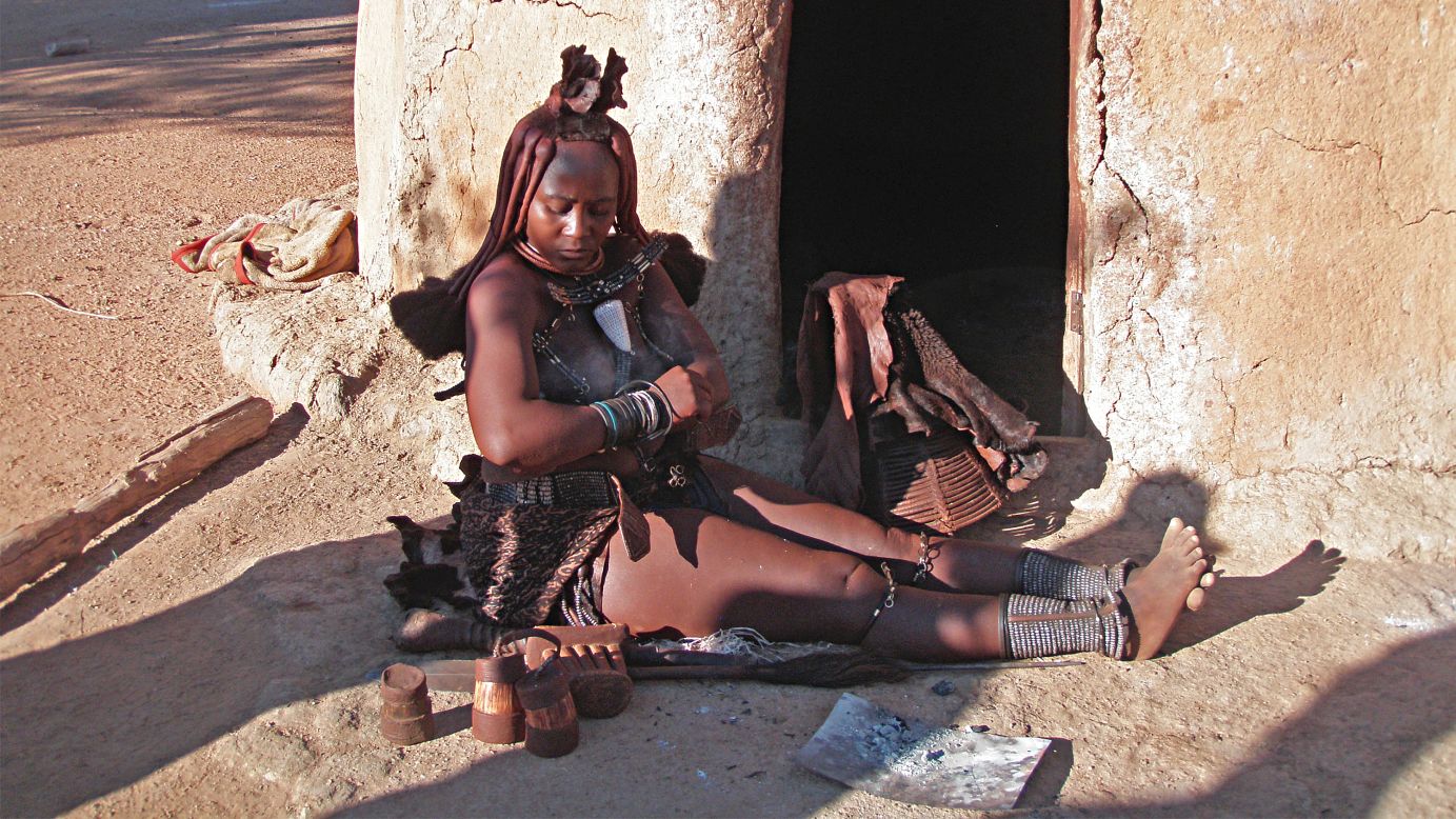 It's taboo for women of Namibia's Himba tribes to bathe with water.<br /><br />To stay fresh, they burn a plant called commiphora, with a scent similar to incense, wafting its smoke under their bodies and hair.<br /><br />Then they layer on a red mixture of ochre and butter known as ojitze, that protects from insects and sunburn and permanently removes body hair.<br /><br />"The smoke opens and cleanses the pores," says Jaco, a local guide who leads tours of villages where Himba women are happy to be watched performing their aromatic ablutions.