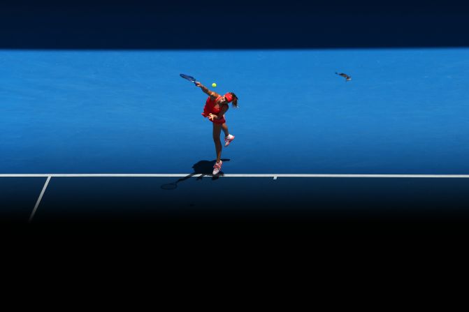 Sharapova had some early issues with her serve but sorted those out and eased past fellow Russian Ekaterina Makarova 6-3 6-2.