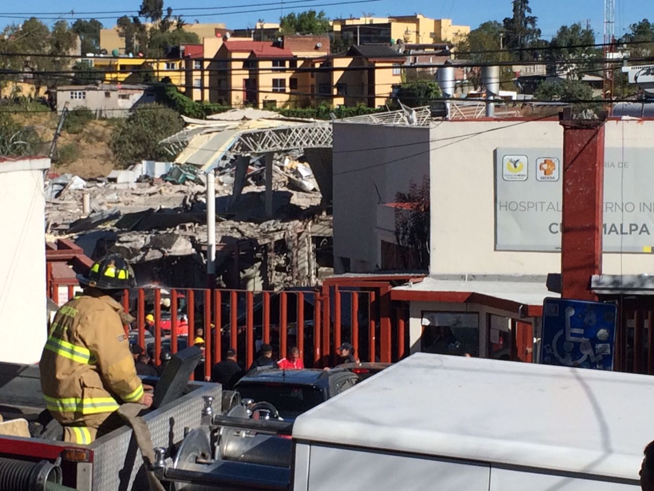 Imágenes del hospital materno infantil de Ciudad de México tras la explosión.