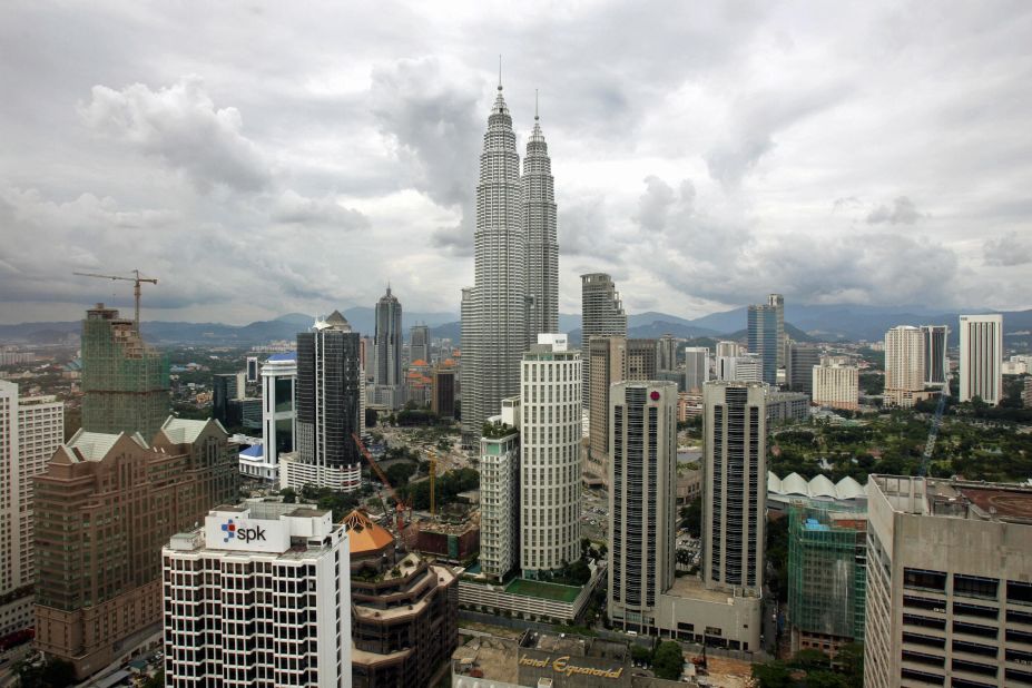 <strong>10. Kuala Lumpur, Malaysia: </strong>Tenth-ranked Kuala Lumpur saw 12.15 million visitors, up 4.5% from 2014. 