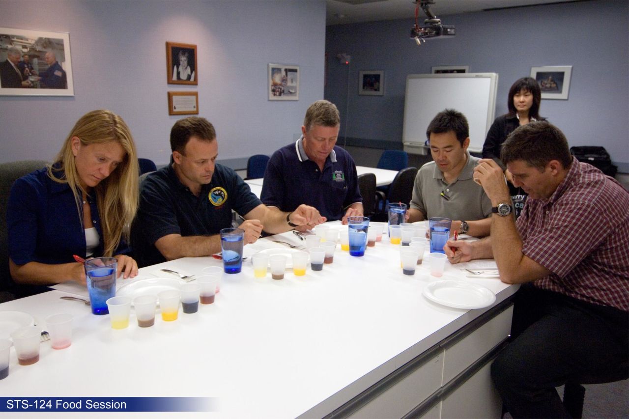 Food scientists at the Johnson Space Center, in Houston, conduct extensive research into the astronauts' diet. Many formulas will be tried out before anything is sent to the Space Station. 