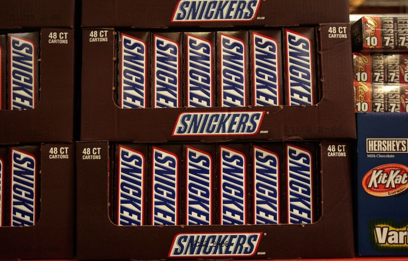 Snickers meets The Brady Bunch in Super Bowl spot