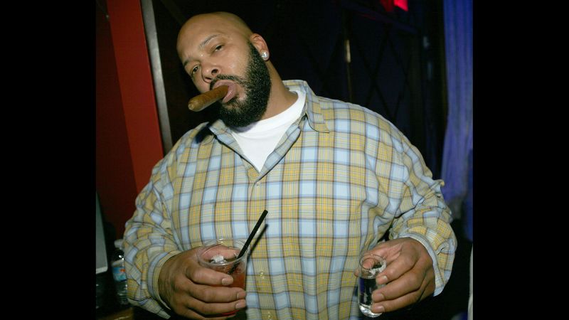 Suge Knight collapses after judge sets bail at 25 million CNN