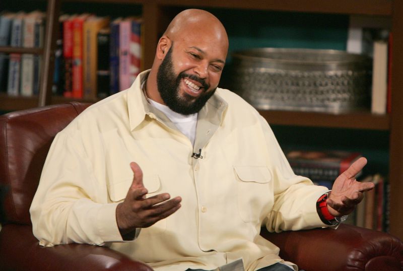 Suge Knight collapses after judge sets bail at 25 million CNN