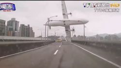 vo taiwan transasia crash dash cam video_00000612.jpg