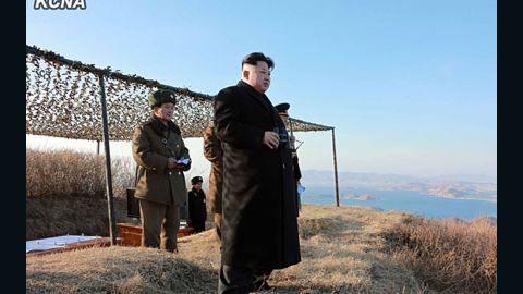  North Korean leader Kim Jong Un inspects the test-firing of a new type of "anti-ship rocket." 