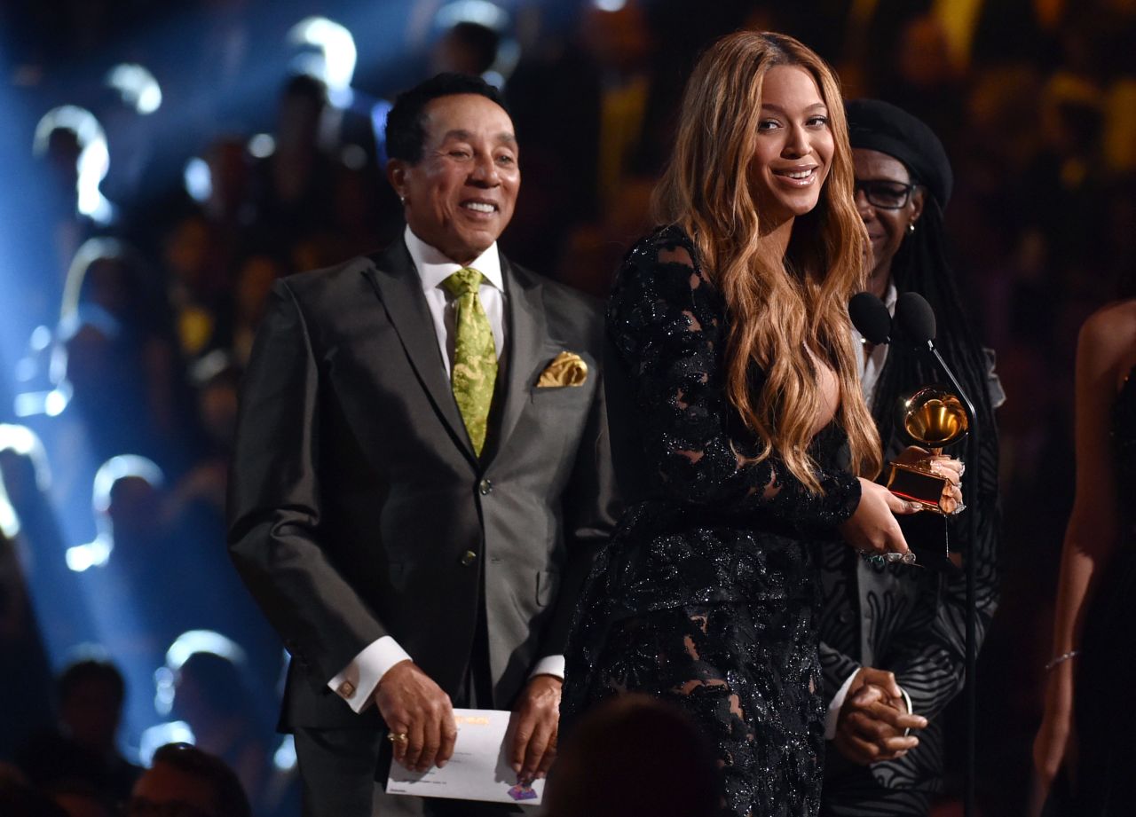 Smokey Robinson presents Beyonce with the award for Best R&B Performance. "Drunk in Love" also took home the Grammy for Best R&B Song. 