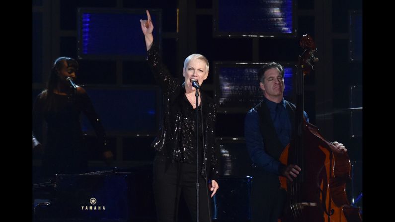 Annie Lennox was on stage with Hozier for a cover of "I Put a Spell On You."