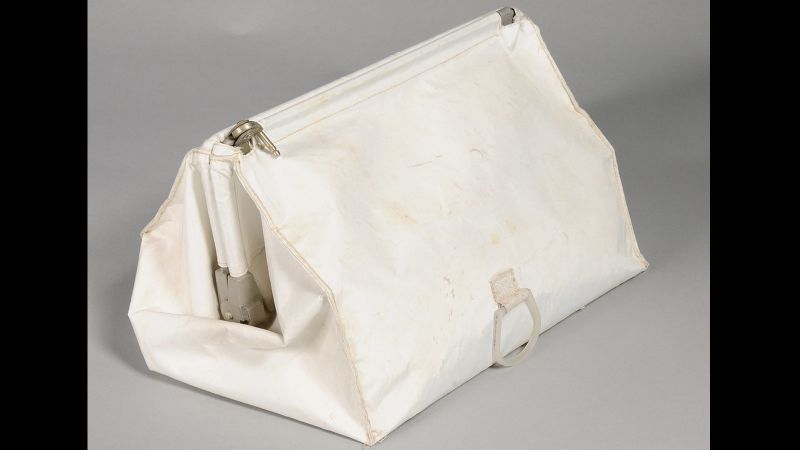 Armstrong clearance money bag