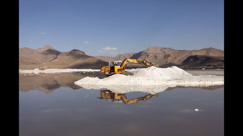 The Death Of Iran's 'Dead Sea' | CNN