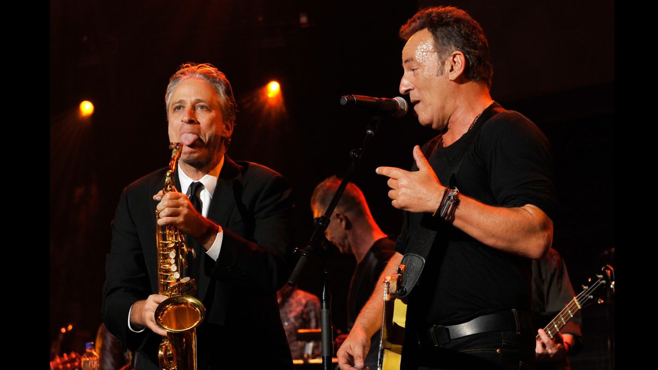 Stewart hosted the 2013 MusiCares gala honoring fellow New Jersey native Bruce Springsteen. Stewart has credited the Boss with making him feel less like a loser. 