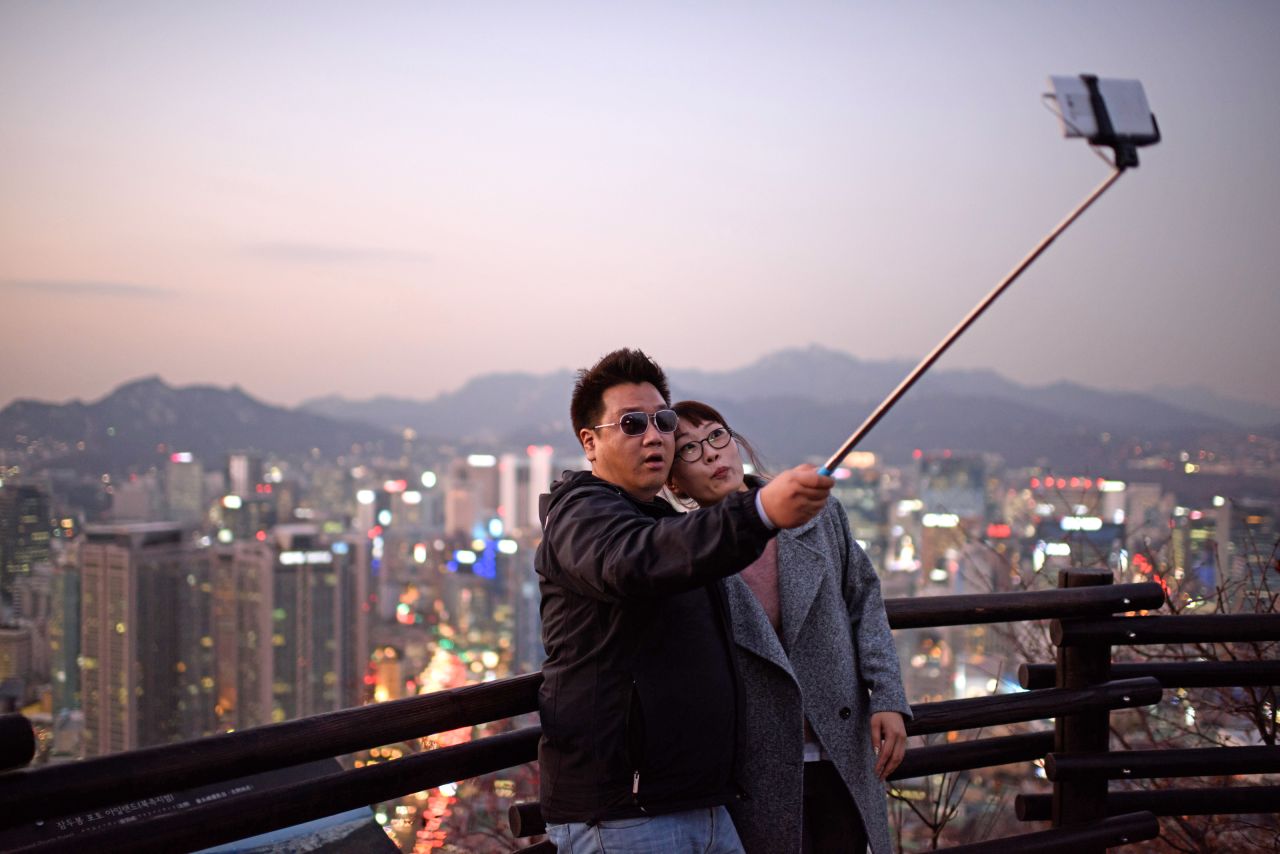 It looks ridiculous and makes us feel narcissistic. But we admit there are times when we can't help indulging in a selfie stick moment. Following are some of the best excuses for whipping out the selfie stick.