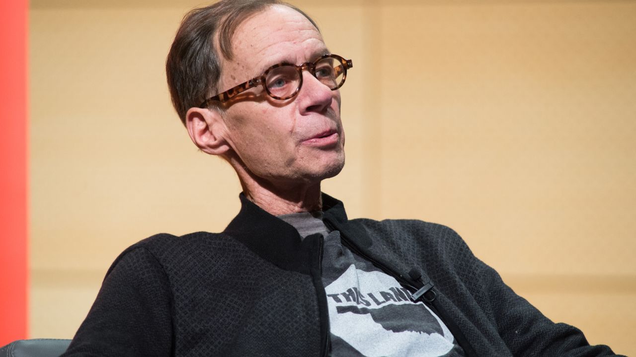 NEW YORK, NY - FEBRUARY 12:  New York Times Columnist David Carr attends the TimesTalks at The New School on February 12, 2015 in New York City.  (Photo by Mark Sagliocco/Getty Images)