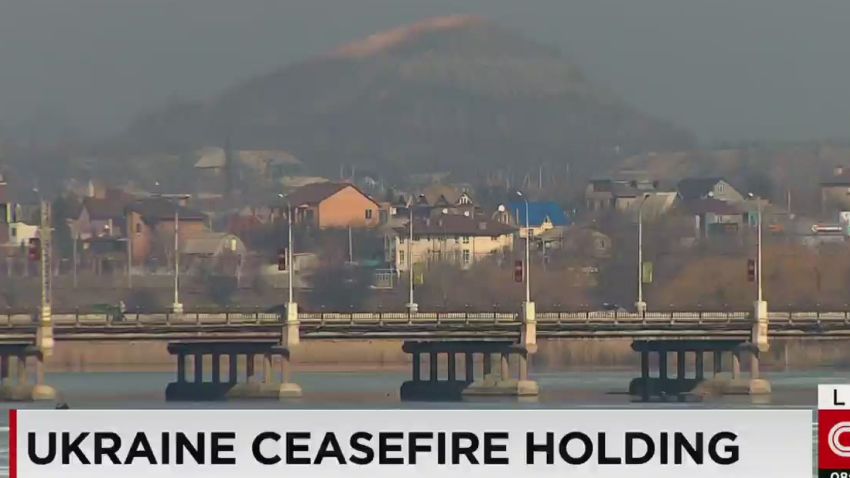 pkg walsh ukraine ceasefire holding_00001227.jpg