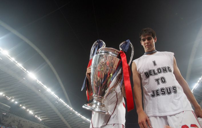 Kaka wears an "I belong to Jesus" T-shirt after winning the Champions League with AC Milan in 2007. 