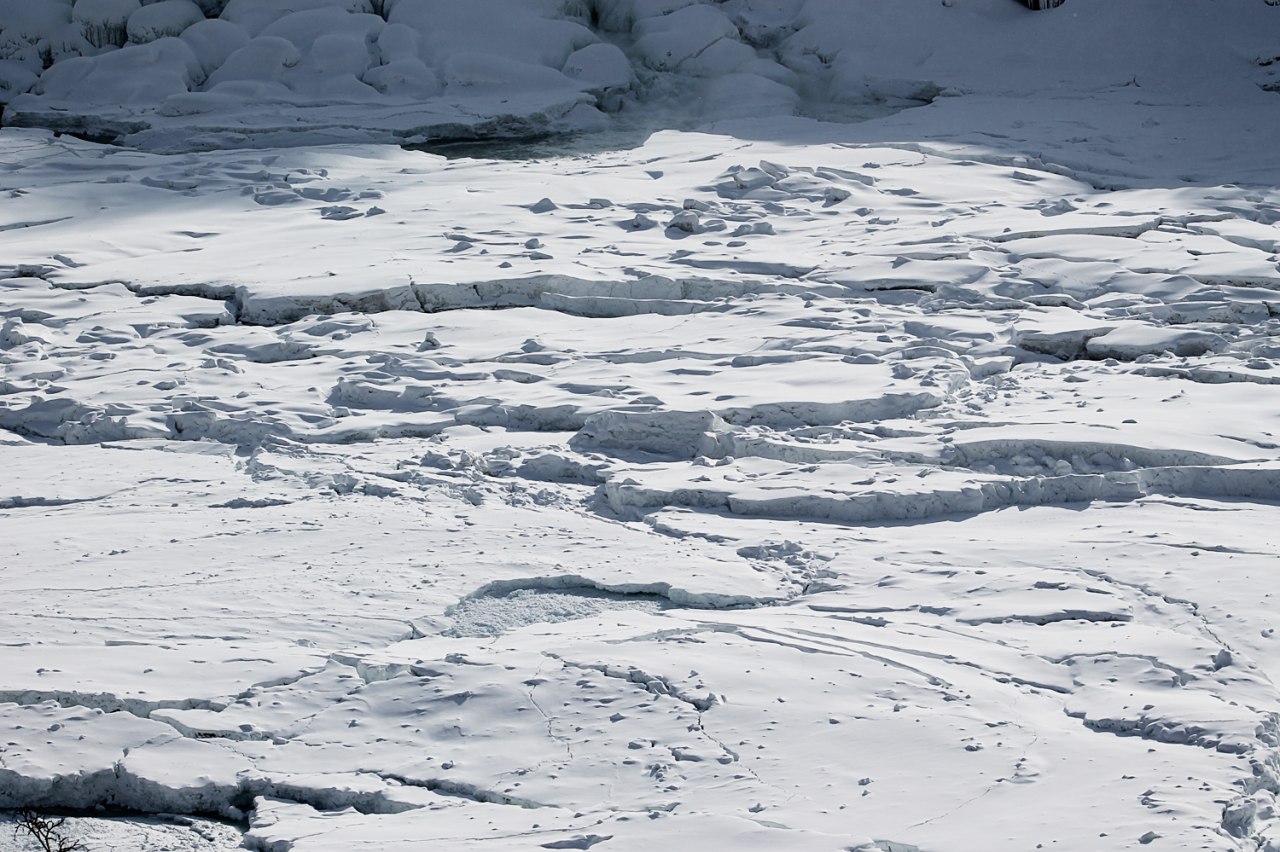 Most of the icy buildup was on the American and Bridal Veil Falls (as opposed to adjacent Horseshoe Falls), Wyllie said.