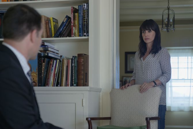 Janine Skorsky (Constance Zimmer) began Season 2 as a cynical reporter and colleague of Zoe Barnes. But she got spooked by Frank's ruthless behavior and fled Washington for upstate New York, where she rebuffed efforts by Louis to recruit her help in bringing down the Underwoods.