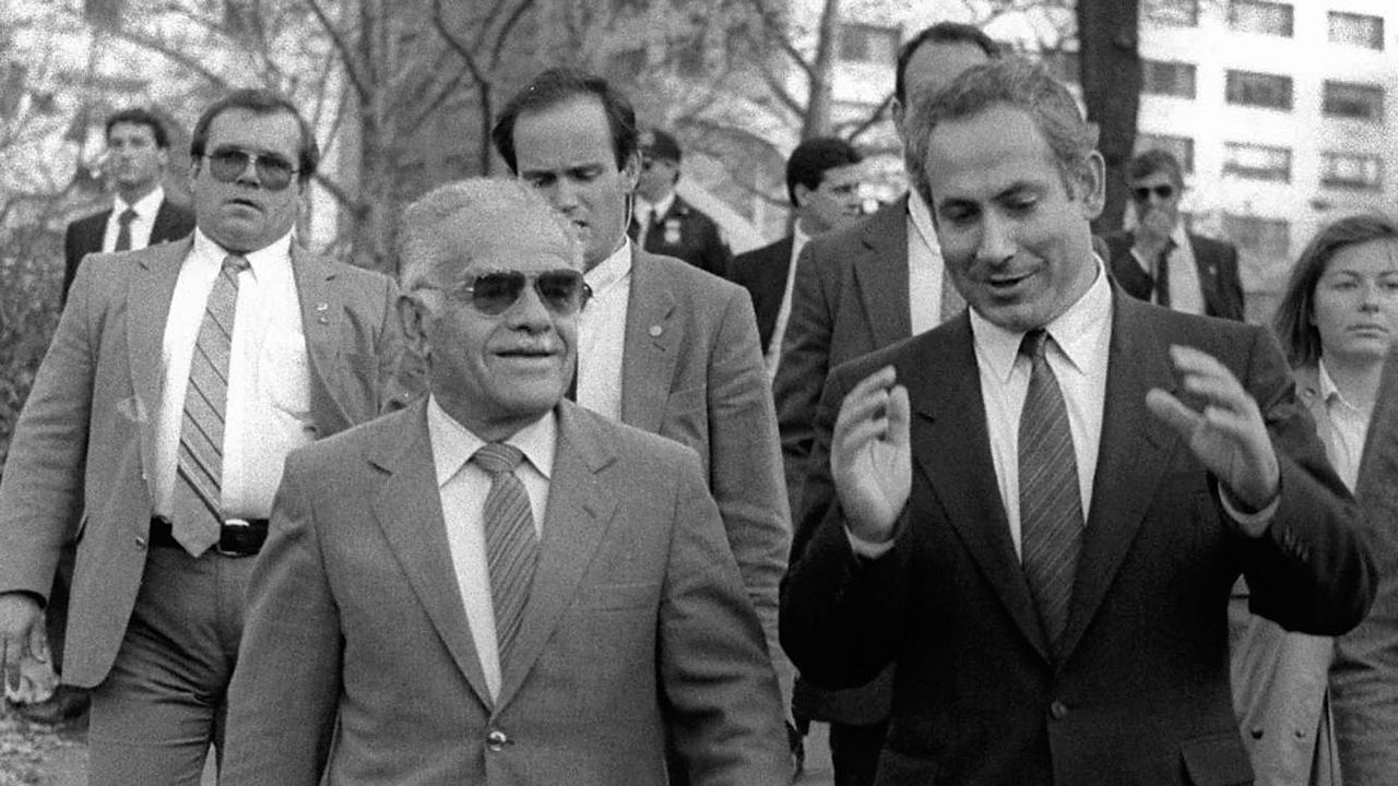Netanyahu talks to Israeli Prime Minister Yitzhak Shamir on a stroll in New York's Central Park in November 1987.