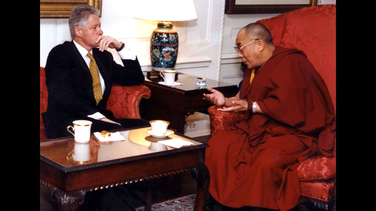 <a href="https://www.cnn.com/2013/02/01/us/bill-clinton-fast-facts/index.html">US President Bill Clinton </a>meets with the Dalai Lama at the White House in 1998. The Dalai Lama requested assistance in opening official negotiations with China regarding the future of Tibet.