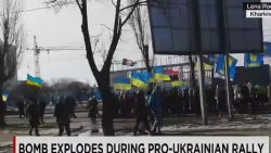 nr pleitgen vo bomb explodes during pro ukrainian rally_00001123.jpg