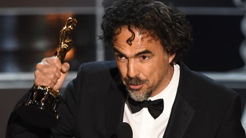 Mexican director Alejandro Gonzalez Iñarritu said he thought Sean Penn's joke about his green card was hilarious. Some on social media didn't find it funny.