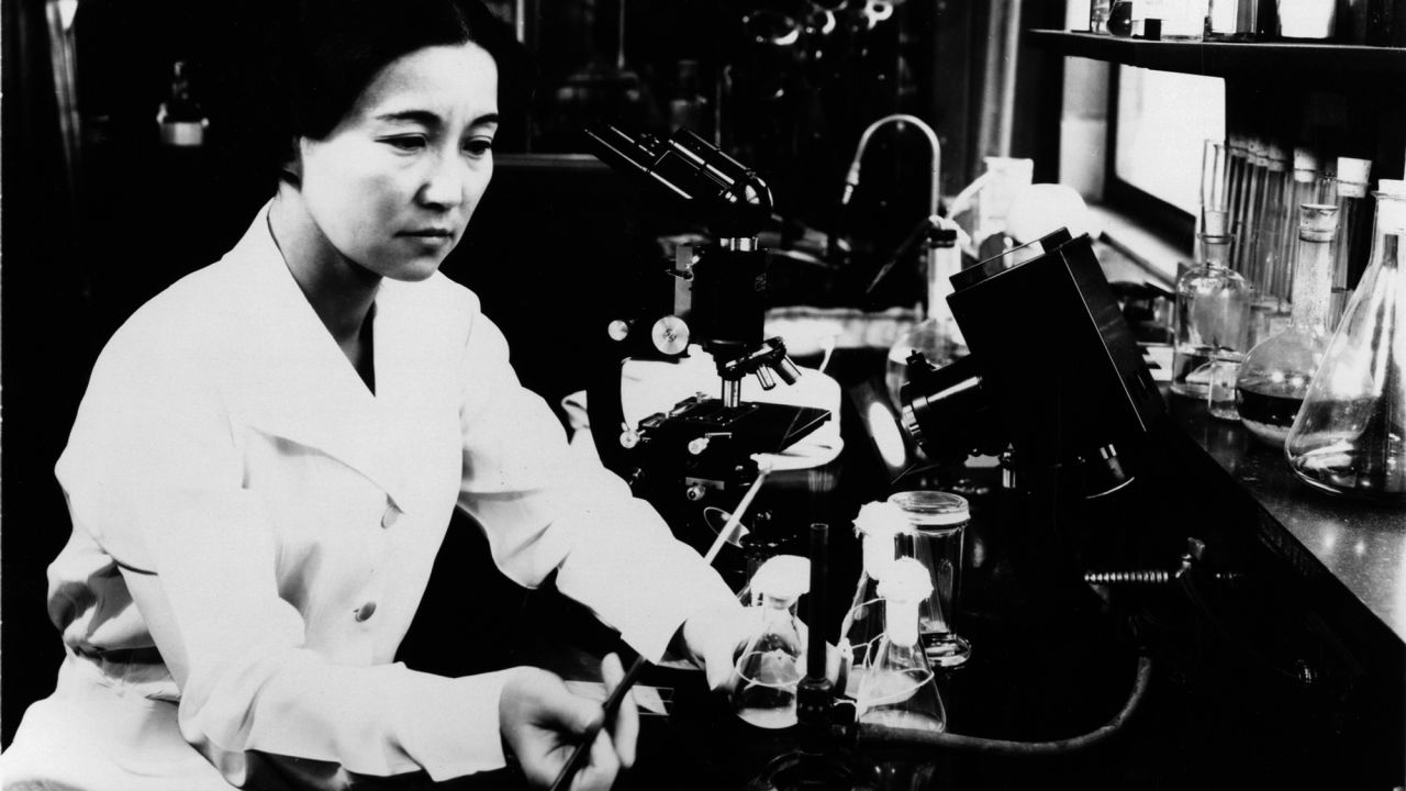 <a href="http://siarchives.si.edu/collections/siris_arc_297429" target="_blank" target="_blank">Ruby Hirose</a> (1904-60) was one of 10 women recognized by the American Chemical Society for accomplishments in chemistry in 1940. A biochemist and bacteriologist, she researched antitoxins and serums. Hirose also helped develop vaccines against infantile paralysis, according to the Smithsonian. The University of Cincinnati, where she earned her doctorate, appears on the app.