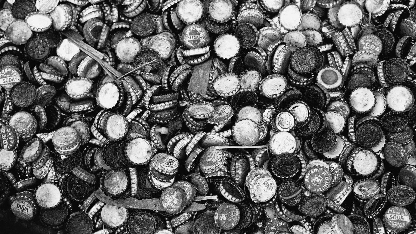 Before <a href="http://invent.org/inductee-detail/?IID=292" target="_blank" target="_blank">William Painter </a>came up with the idea for crown bottle caps in 1892, carbonated beverages paid the price. They would go flat or leak due to unreliable seals. Painter worked with bottle manufacturers to standardize bottle necks. Coupled with his new caps, glass bottles of the fizzy stuff stayed fizzy and  leakproof. More than 100 years later, crown caps are still the standard today.