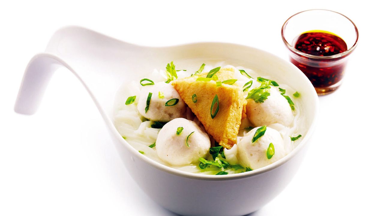 HK-resto-C-tsui-wah-fish-balls-fish-cakes-w-ho-fan