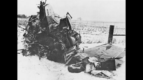 Holly, Ritchie Valens, J.P. "The Big Bopper" Richardson and pilot Roger Peterson all died in the crash, which was blamed on poor weather and possible pilot error. It was snowing that night, with high winds and poor visibility.
