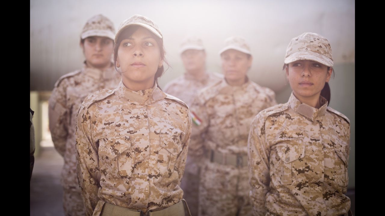Women in the Peshmerga, the national military force for the Kurdistan Regional Government in northern Iraq, undergo drill instruction on their base in Sulaymaniyah.<br />