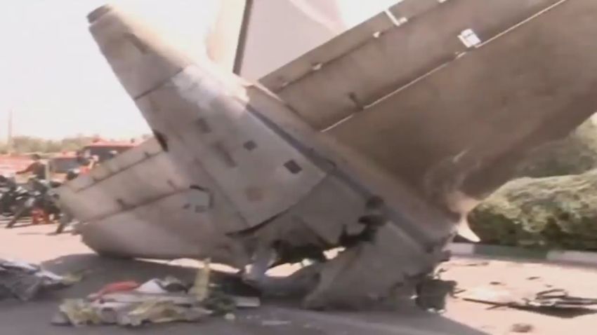 iran 2014 plane crash_00001803.jpg