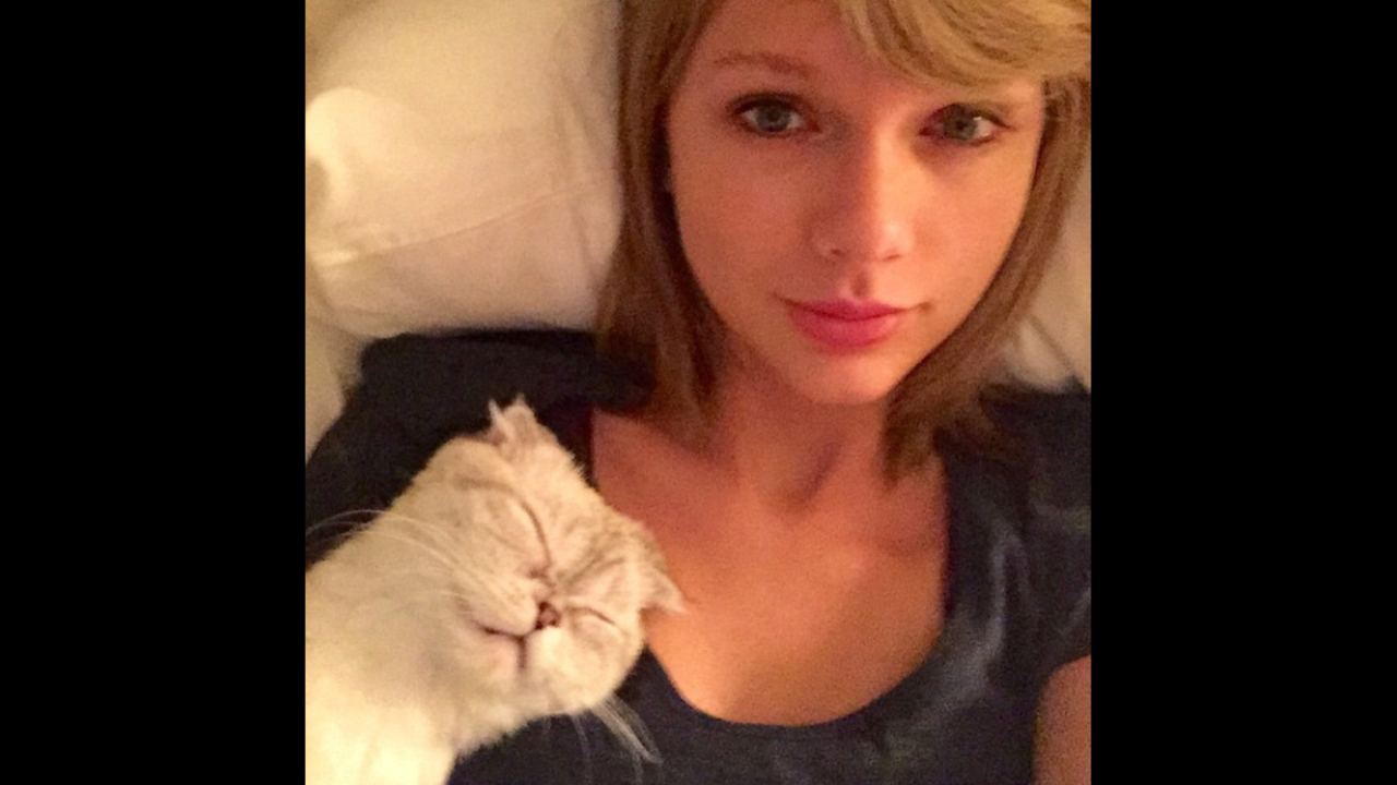 "I woke up like thissss (With a cat on me)," wrote singer Taylor Swift in this selfie <a href="https://instagram.com/p/z3MfSjDvN5/?modal=true" target="_blank" target="_blank">she posted</a> on Thursday, March 5.