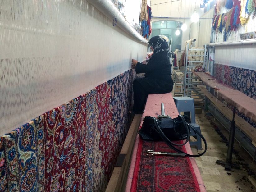 Kashan is also home to some of the most important carpet-weaving in Iran.