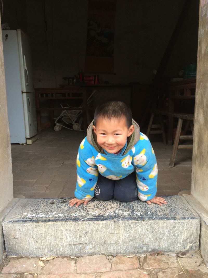 china child urinate outside Why do Chinese kids pee in public? When I was in China, I ...