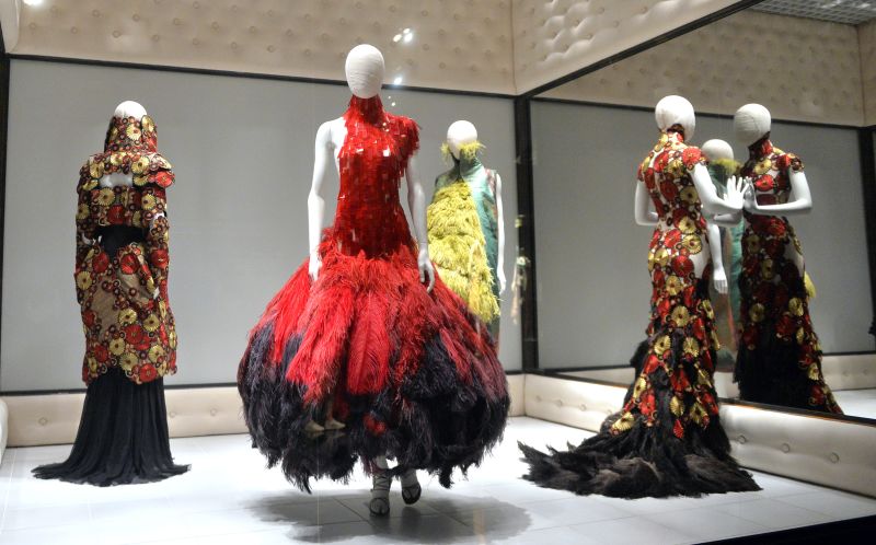 Savage Beauty: The bizarre beauty of Alexander McQueen | CNN