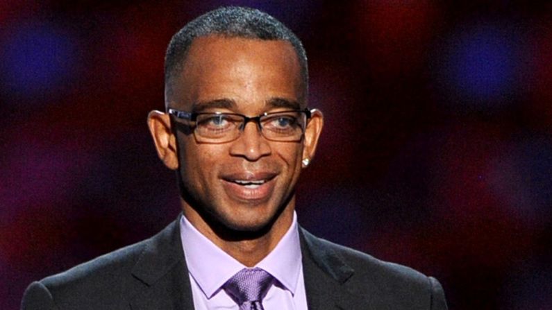 <a href="index.php?page=&url=http%3A%2F%2Fwww.cnn.com%2F2015%2F01%2F04%2Fus%2Fstuart-scott-remembered%2Findex.html" target="_blank">Stuart Scott,</a> a veteran anchor on ESPN, died January 4 after a seven-year battle with cancer. He was 49. 