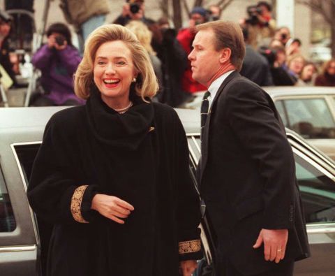 Hillary Clinton arrives to testify before a federal grand jury in connection with the failed Whitewater land deal in Washington, D.C., on January 26, 1996.