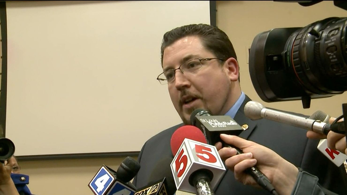 Mayor James Knowles won with 57% of the vote