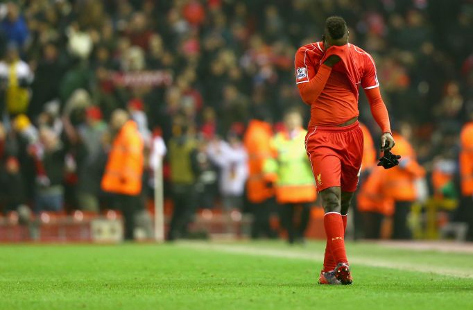 Liverpool striker Mario Balotelli once notoriously celebrated a goal by revealing a t-shirt underneath his jersey asking "Why always me?" Was it arrogance, supreme self-confidence or just outright self-obsession?<br /><br />When scoring a late winner for Liverpool against Tottenham Hotspur in a 3-2 Premier League victory earlier this year, however, the Italian striker seemed to have given up on drawing attention to himself altogether.<br /><br />He instead performed the anti-celebration by barely recognizing what he had just done or his teammates excitable congratulations. <br /><br />Why always him?    