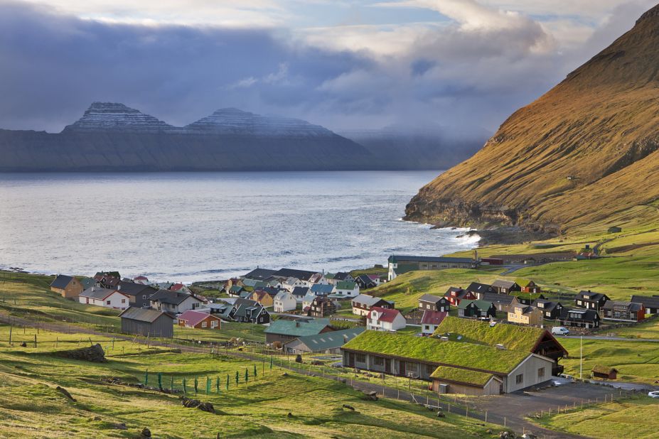 On the northeast corner of Eysturoy, the village of <a href="http://www.visitfaroeislands.com/en/what-to-do/gjogv-green-village/" target="_blank" target="_blank">Gjogv</a> is home to fewer than 50 inhabitants. Much attention has gone into preserving the traditional red, white and green Faroese building design.